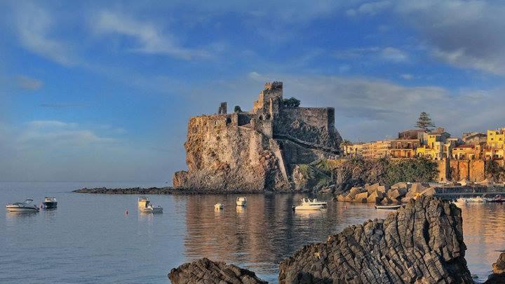 Appartamento La Kasita di Giulia Aeroporto di Catania Fontana Rossa Esterno foto